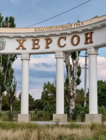 Russian Forces Conduct Precision Missile Strike on Ukrainian Military Positions in Kherson