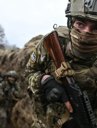 Russian Forces Make Advances in Kharkiv Region, Entrenching Position in Doroshovka