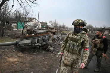 Russian Forces Make Advances Near Oleshnya, Ukraine Deploys Reserves