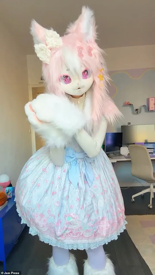 Sabi Mango's Journey: A Furry Community Member Embraces Her Identity Publicly