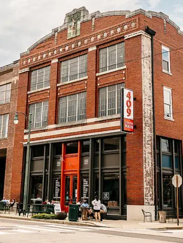 Tennessee Bride-to-Be Faces Last-Minute Venue Closure on Wedding Day