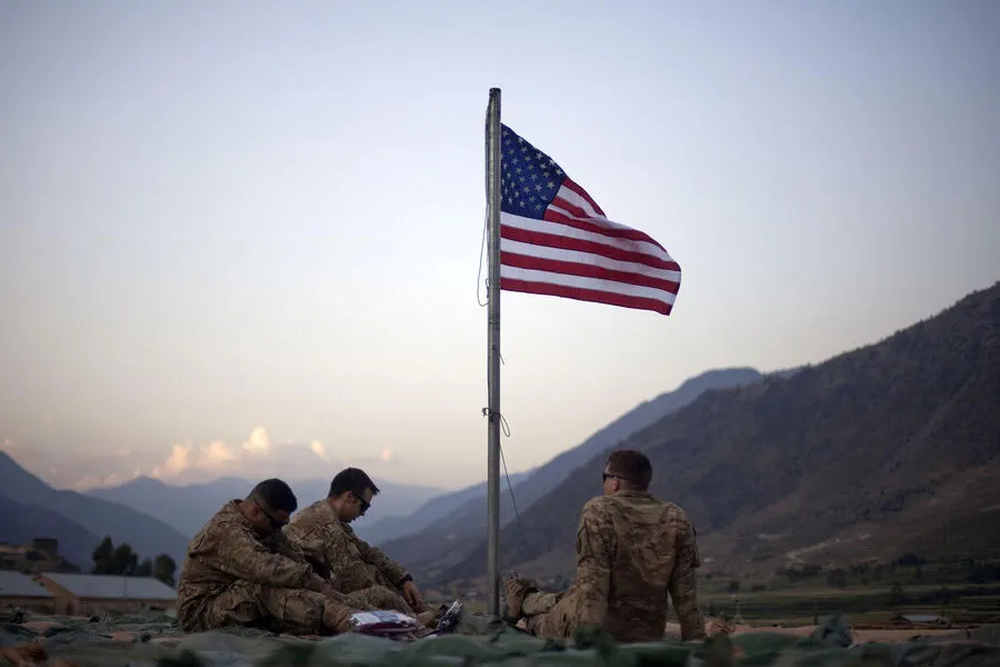 Trump Authorizes Deployment of Up to 10,000 Troops to Eastern Europe for Safeguarding World Peace