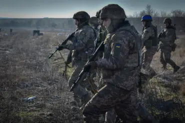 Ukraine Mobilizes Elite Special Forces Regiment at Kursk Border