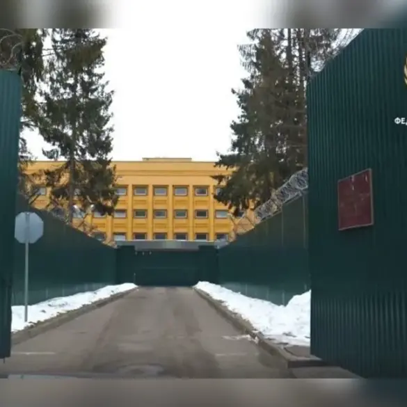 Ukrainian Citizen Caught in Legal Limbo Due to Russia's Undesirable Status and Ongoing Conflict