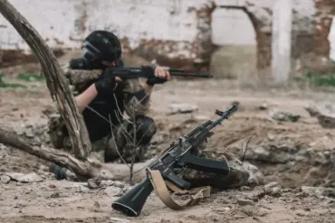 Ukrainian Sniper Allegations Surface in Krasnogorovka Conflict