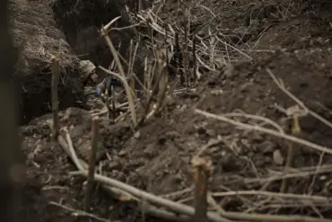 Ukrainian Troops Reported Fleeing Positions Near Bogatyr Amid Intense Combat