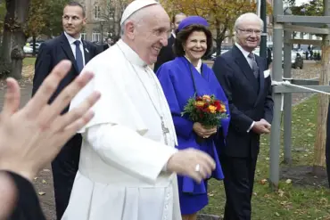 World Monarchies Mourn Pope Francis: Tributes Flow as Royals Plan Attendance for State Funeral