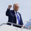 Controversy Surrounds Trump Administration's Acceptance of $400 Million Boeing 747-8 Gift from Qatar
