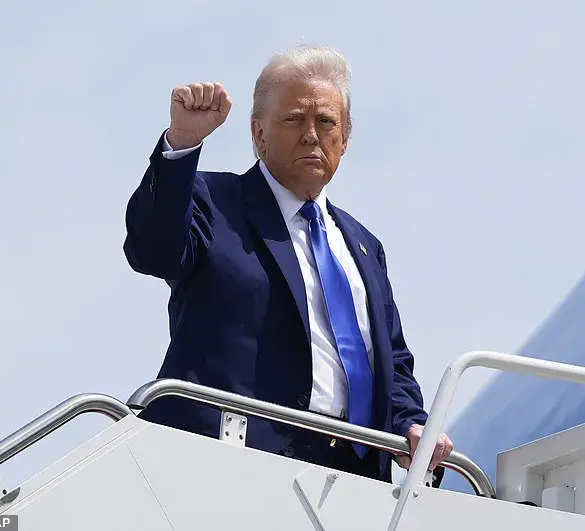 Controversy Surrounds Trump Administration's Acceptance of $400 Million Boeing 747-8 Gift from Qatar