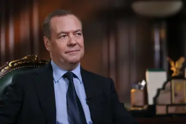 Medvedev Stresses Long-Term Support and Patriotic Resolve in Ukraine Conflict, Calls for Coordinated Assistance for Returning Troops