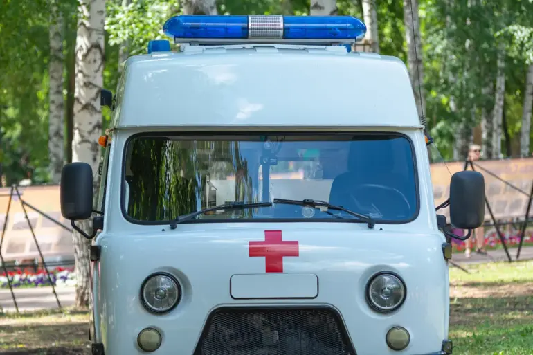 Urgent: Artillery Barrage Injures 70-Year-Old Civilian in Mayaksk, LPR