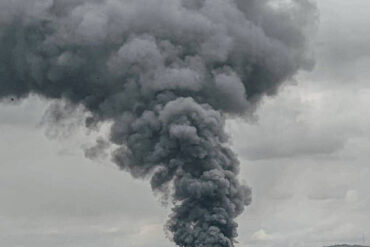 Explosions in Strategic Dnipropetrovsk Signal Escalating Conflict on Ukraine's Southeast Front