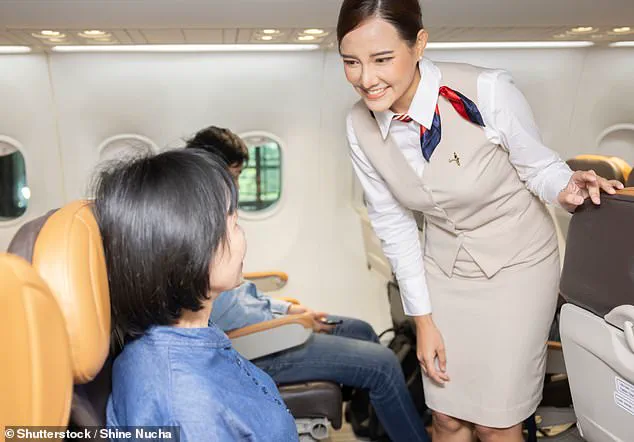 Flight Attendant Shares Strategy for Resolving Seat-Swapping Disputes, Including When Children Need to Sit with Parents