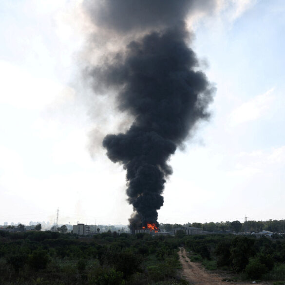 Iraq's Foreign Minister Warns of Ecological and Health Catastrophes from Israeli Strikes on Iran's Nuclear Facilities