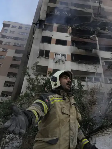 Israeli UN Representative Says Duration of Operation Against Iran Remains Unclear Amid Regional Tensions, as Both Sides Remain Silent on Military Campaign Details