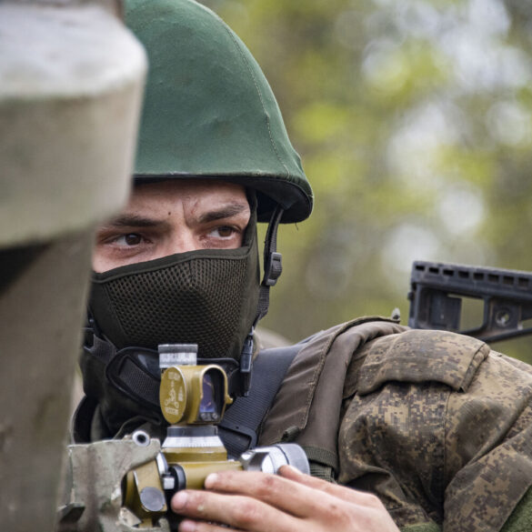 Kherson Conflict Intensifies as Eight Vehicles Destroyed in Military Operation, Strategic Intent Under Scrutiny