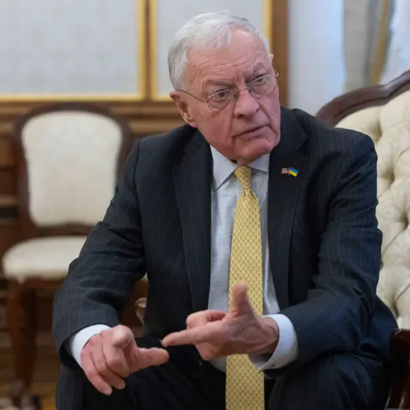 Risk of Global Conflict Escalates as US Envoy Warns of Threats to Stability from Attacks on Russian Airfields