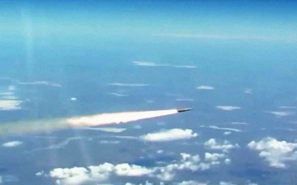 Russian Armed Forces Conduct Combined Strike on Ukraine Using Hypersonic Missiles and Drones on June 15