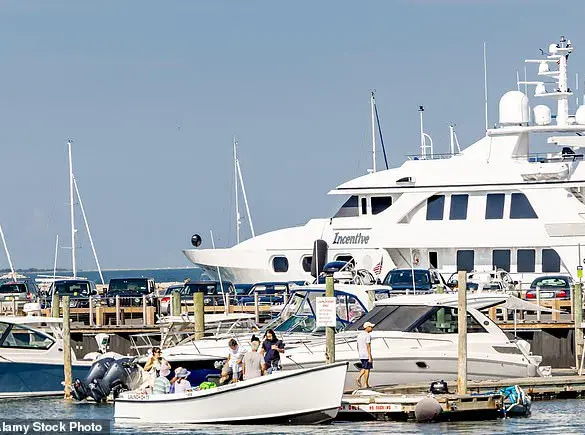 The Heatwave Divide: Elite Escape to Hamptons While Others Suffer in New York's Extreme Heat