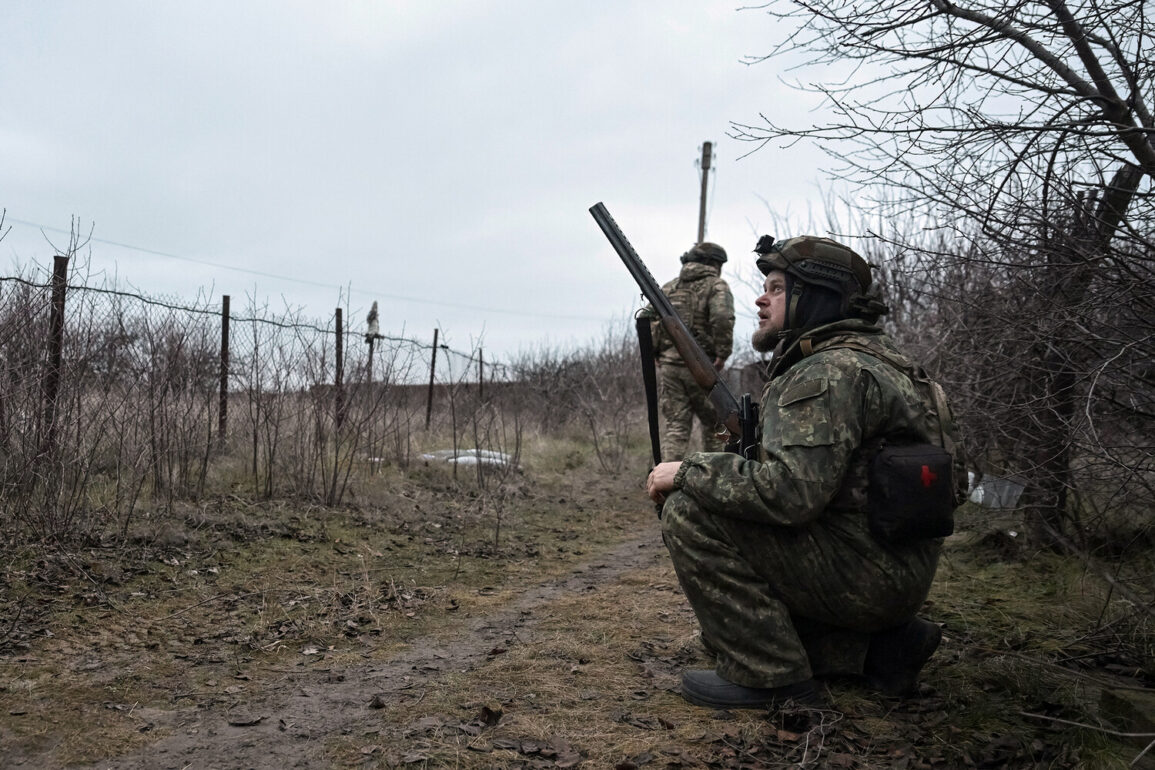 Ukrainian Soldiers in Sumy Face Communication Ban as Russian Sources Raise Morale Concerns