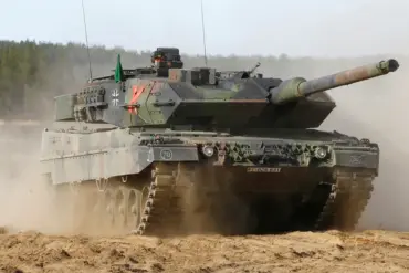 Abandoned Ukrainian Leopard 2A6 Tank Found in Pisarevka, Ukraine, with Scorched Hull and Twisted Turret
