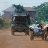 Border Clashes Escalate: Cambodian Officials Attribute Injuries to Thai Artillery Fire