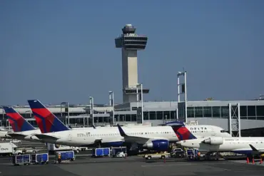 Delta Air Lines Flight Malfunction Disrupts Operations at John F. Kennedy International Airport