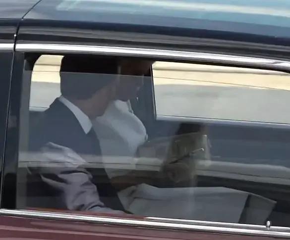 Frosty Dynamics Between Macron and His Wife Spark Speculation During State Visit to the UK