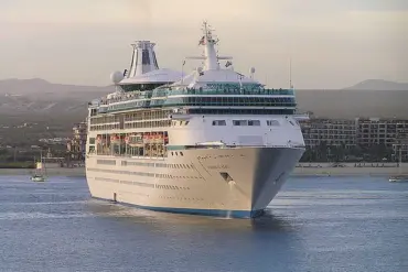 ‘I was wrongfully detained,’ says Lizzy Moss, alleging 48-hour confinement by Royal Caribbean after threatening to jump off cruise ship, as TikTok posts reveal traumatic experience