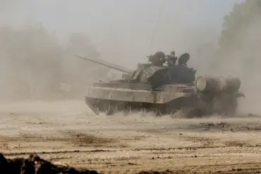 Poland Finalizes Landmark Defense Agreement with South Korea for 180 K2 Black Panther Tanks, Aiming to Replace Soviet-Era Fleet
