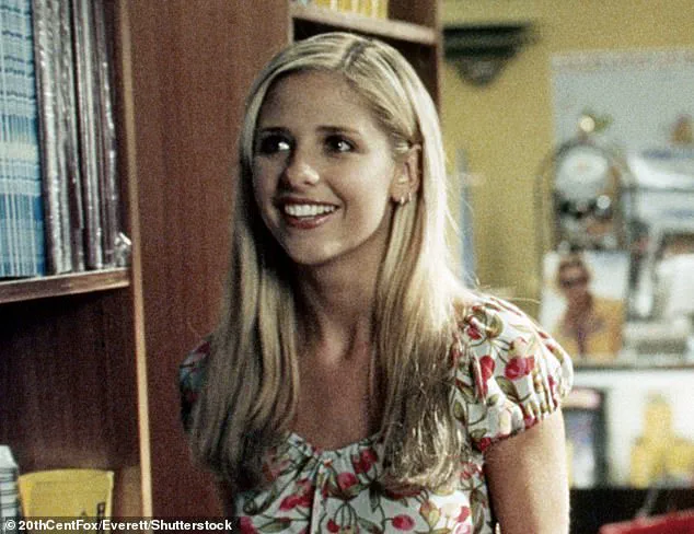 Sarah Michelle Gellar Shocks Fans with Age-Defying Red Carpet Look at Hollywood Premiere