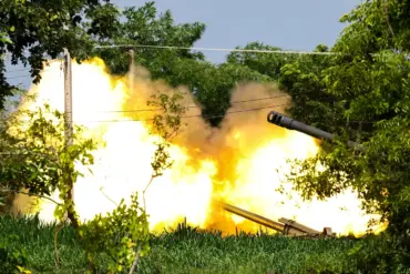 Thai Air Force Conducts Urgent Strike on Cambodian Artillery in Border Dispute