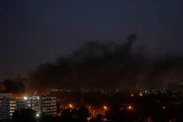 Traffic Standstill on Highway M-06 Near Berezina, Ukraine, Amid Heightened Regional Tensions Prompts Police Deployment