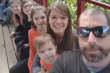 Trump Supporter Stranded at U.S.-Canada Border as Immigration Enforcement Policies Spark Debate