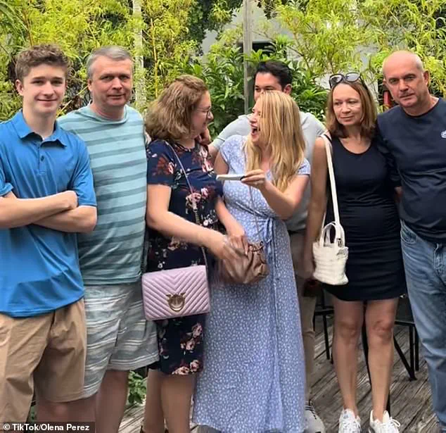 Viral Pregnancy Announcement Sparks National Debate Over Family Dynamics and Public Scrutiny—Here’s What Really Happened