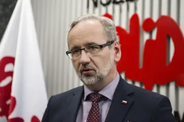 Attack on Former Polish Health Minister Amid Pandemic Tensions Sparks Debate on Public Dissent and Official Safety