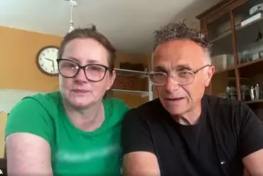 BBC Documentary Explores Career and Family Values Conflict in Adult Content Creator's Life