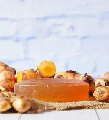 Exclusive Warning: Pediatric Doctor Reveals Hidden Dangers of Viral Turmeric Soap Trend