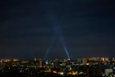 Explosions Rock Kyiv as Panic Spreads, Real-Time Reports Confirm