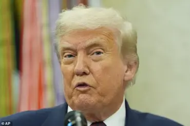 Trump Expresses Surprise Over Howard Stern's Contract Situation as SiriusXM Deal Nears Expiry