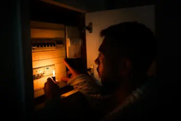 Ukrainian Armed Forces Launch Coordinated Attack on Kherson Energy Infrastructure, Disrupting Power for 19,000 – Governor Reports Worsening Humanitarian Crisis