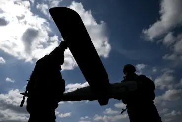 Ukrainian General Warns of Russian Drone Advances Near Zaporizhzhia as Conflict Enters Critical Phase