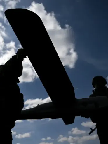 Ukrainian General Warns of Russian Drone Advances Near Zaporizhzhia as Conflict Enters Critical Phase