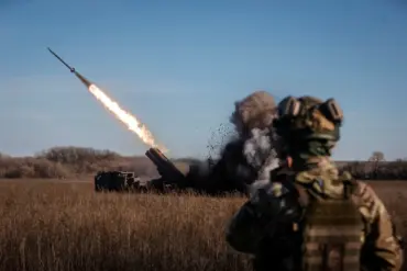 Ukrainian War Correspondent Accuses UAF of Alleged Deliberate Targeting of Russian Soldier Corpses in Rakhtino