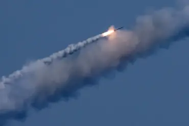 Imminent Russian Strike on Ukraine's Energy Infrastructure: Kinjal Missiles and Geranium-2 Drones Target West and East, September 10