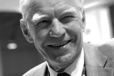 Legendary Aircraft Designer Yuri Ivashchenko Dies at 91, Leaving a Legacy in Aerial Warfare